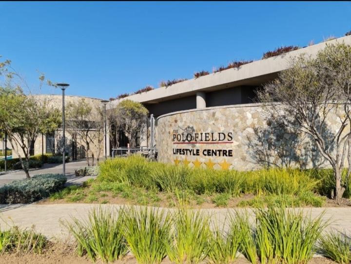 米德兰Polofields La Bonne Vie公寓 外观 照片