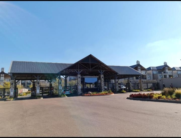 米德兰Polofields La Bonne Vie公寓 外观 照片